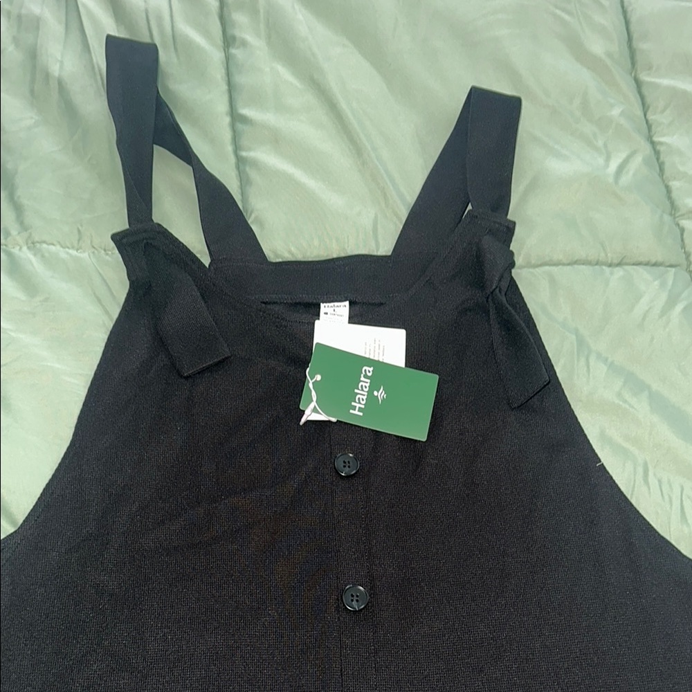 HALARA Elegant Black Button-Front Jumpsuit